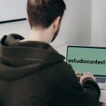 v2_pexels-cottonbro-studio-4064853